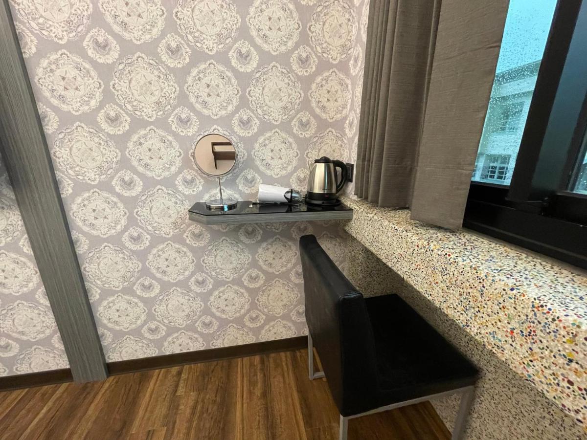 Weifeng Boutique Business Hotel - Zhanqian Branch Pingtung Buitenkant foto