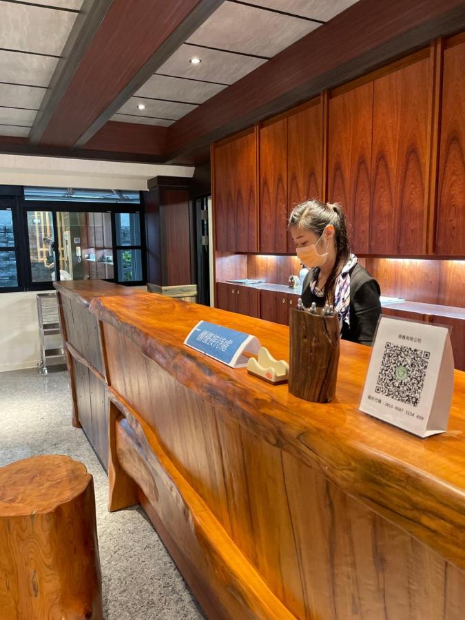 Weifeng Boutique Business Hotel - Zhanqian Branch Pingtung Buitenkant foto