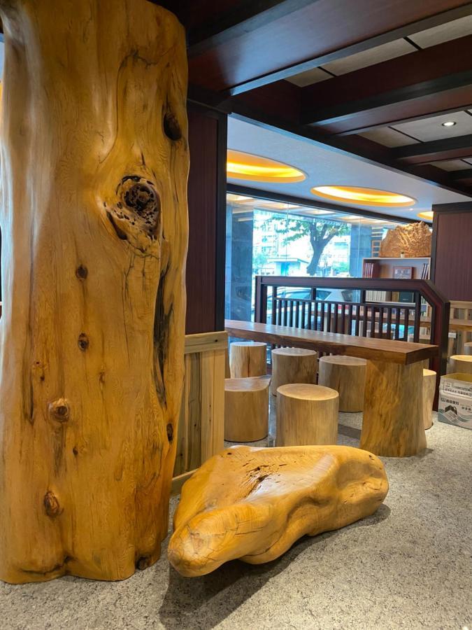 Weifeng Boutique Business Hotel - Zhanqian Branch Pingtung Buitenkant foto